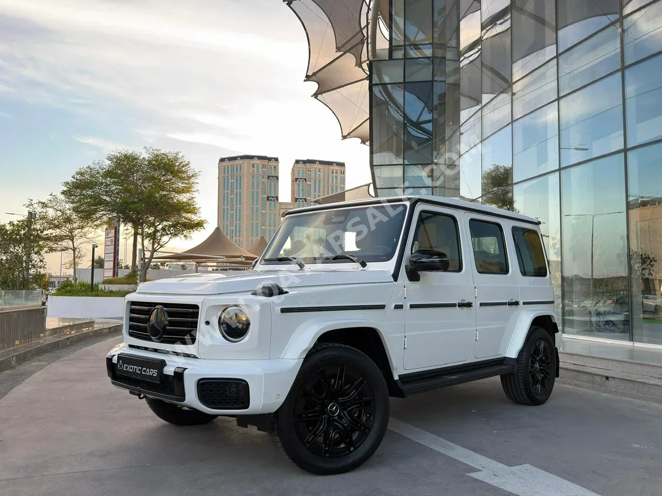 Mercedes-Benz  G-Class  500 AMG  2025  Automatic  10,000 Km  8 Cylinder  Four Wheel Drive (4WD)  SUV  White  With Warranty