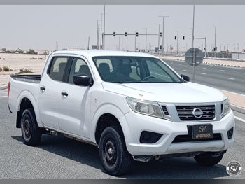 نيسان نافارا 2017 عادي 265,000 كم 4 سلندر دفع خلفي بيكب أبيض