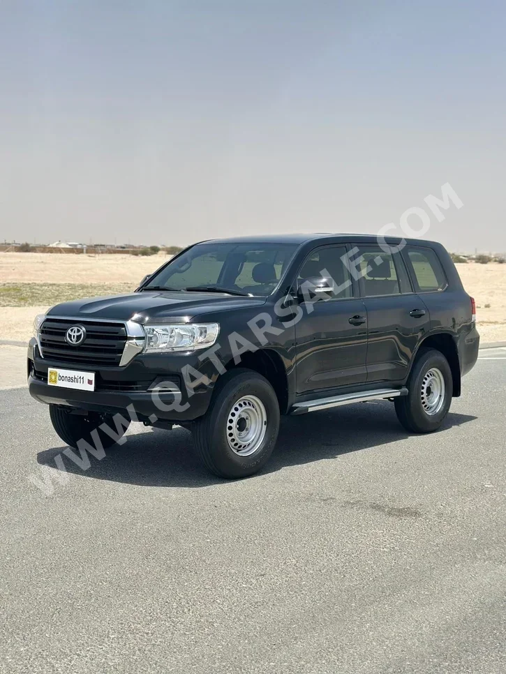 Toyota Land Cruiser GX 2020 Automatic 141,000 Km 6 Cylinder Four Wheel Drive (4WD) SUV Black