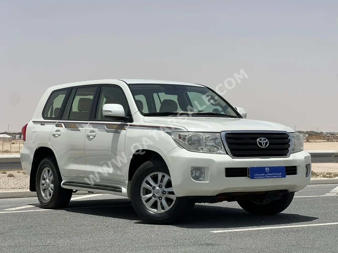 Toyota  Land Cruiser  GX  2014  Automatic  392,000 Km  6 Cylinder  Four Wheel Drive (4WD)  SUV  White