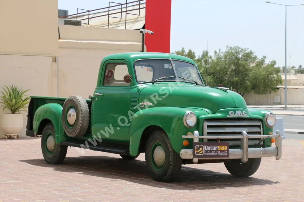 جي ام سي  كلاسيك  1950  عادي  100,000 كم  6 سلندر  دفع خلفي  كلاسك  أخضر