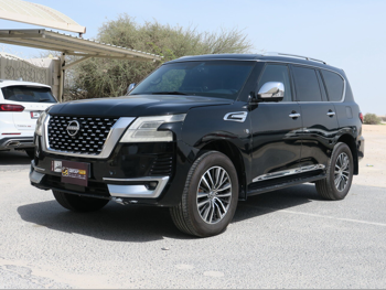 Nissan Patrol Platinum 2013 Automatic 250,000 Km 8 Cylinder Four Wheel Drive (4WD) SUV Black