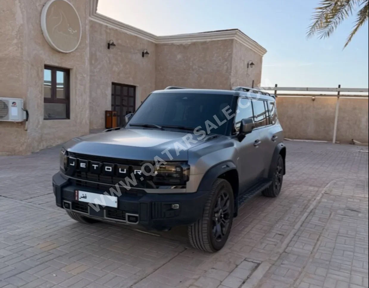 Jetour  T2  Luxury  2025  Automatic  37,000 Km  4 Cylinder  All Wheel Drive (AWD)  SUV  Gray Matte  With Warranty