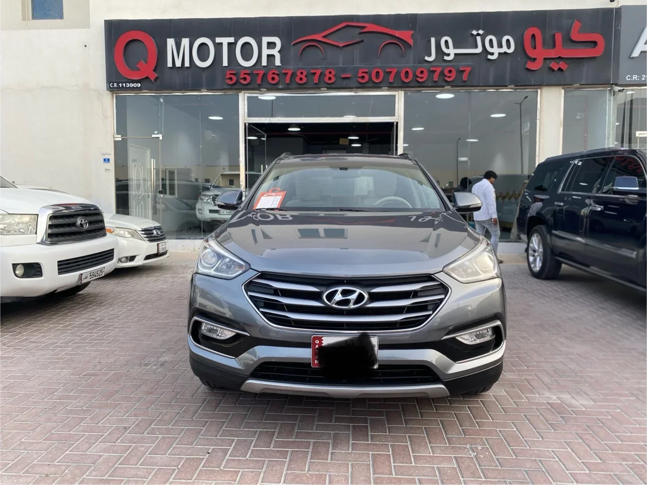 Hyundai Santa Fe 2016 Automatic 116,000 Km 4 Cylinder Four Wheel Drive (4WD) SUV Gray