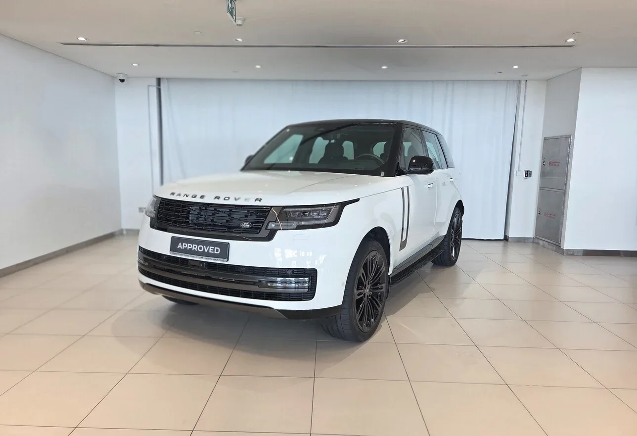 Land Rover Range Rover Vogue HSE 2024 Automatic 8,800 Km 6 Cylinder Four Wheel Drive (4WD) SUV White With Warranty
