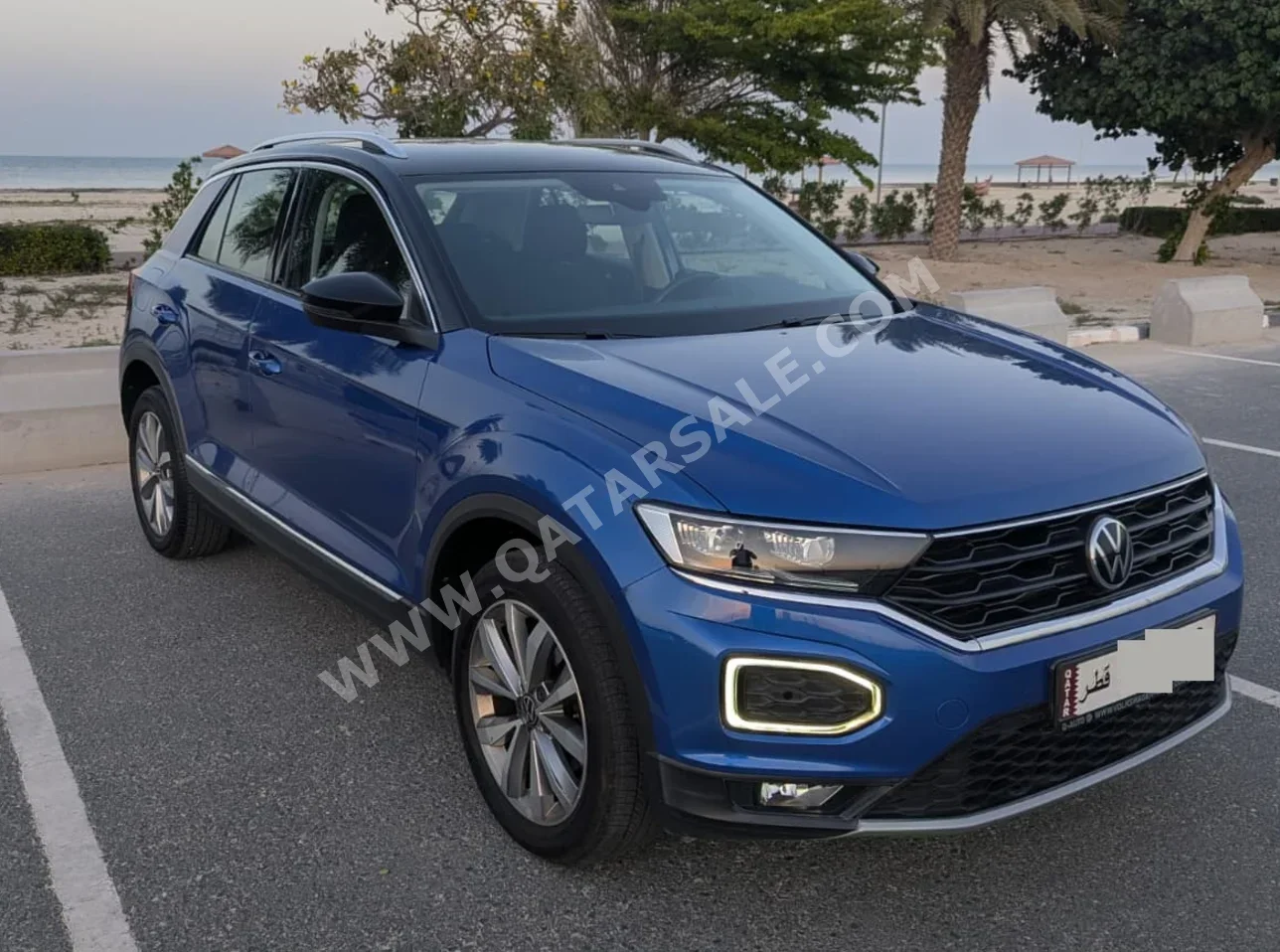 Volkswagen T-Roc Style 2021 Automatic 71,000 Km 4 Cylinder Front Wheel Drive (FWD) SUV Blue With Warranty