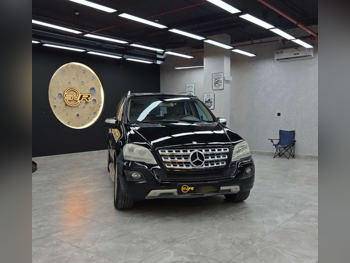 Mercedes-Benz  ML  500  2008  Automatic  143,000 Km  8 Cylinder  Four Wheel Drive (4WD)  SUV  Black