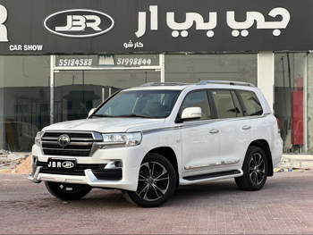Toyota  Land Cruiser  VXS- Grand Touring S  2020  Automatic  150,000 Km  8 Cylinder  Four Wheel Drive (4WD)  SUV  White