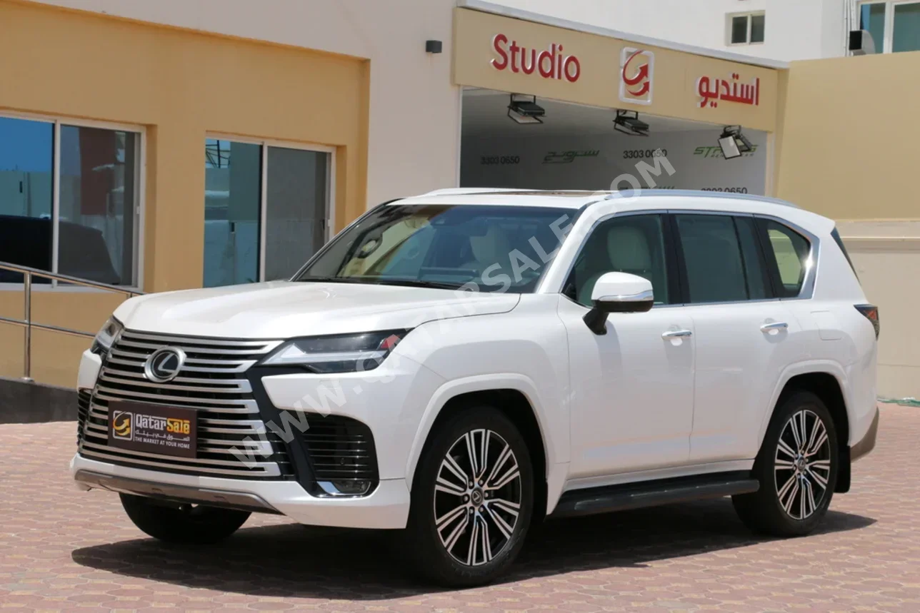 Lexus LX 600 Luxury 2024 Automatic 59,000 Km 6 Cylinder Four Wheel Drive (4WD) SUV Pearl With Warranty