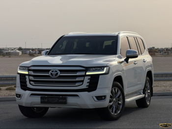 Toyota  Land Cruiser  VX Twin Turbo  2022  Automatic  101,000 Km  6 Cylinder  Four Wheel Drive (4WD)  SUV  White