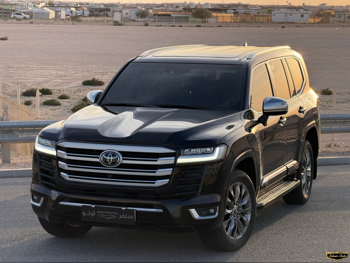 Toyota  Land Cruiser  VXR Twin Turbo  2024  Automatic  69,000 Km  6 Cylinder  Four Wheel Drive (4WD)  SUV  Black  With Warranty