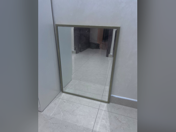 Mirrors Round Medium Horizontal And Vertical Bronze