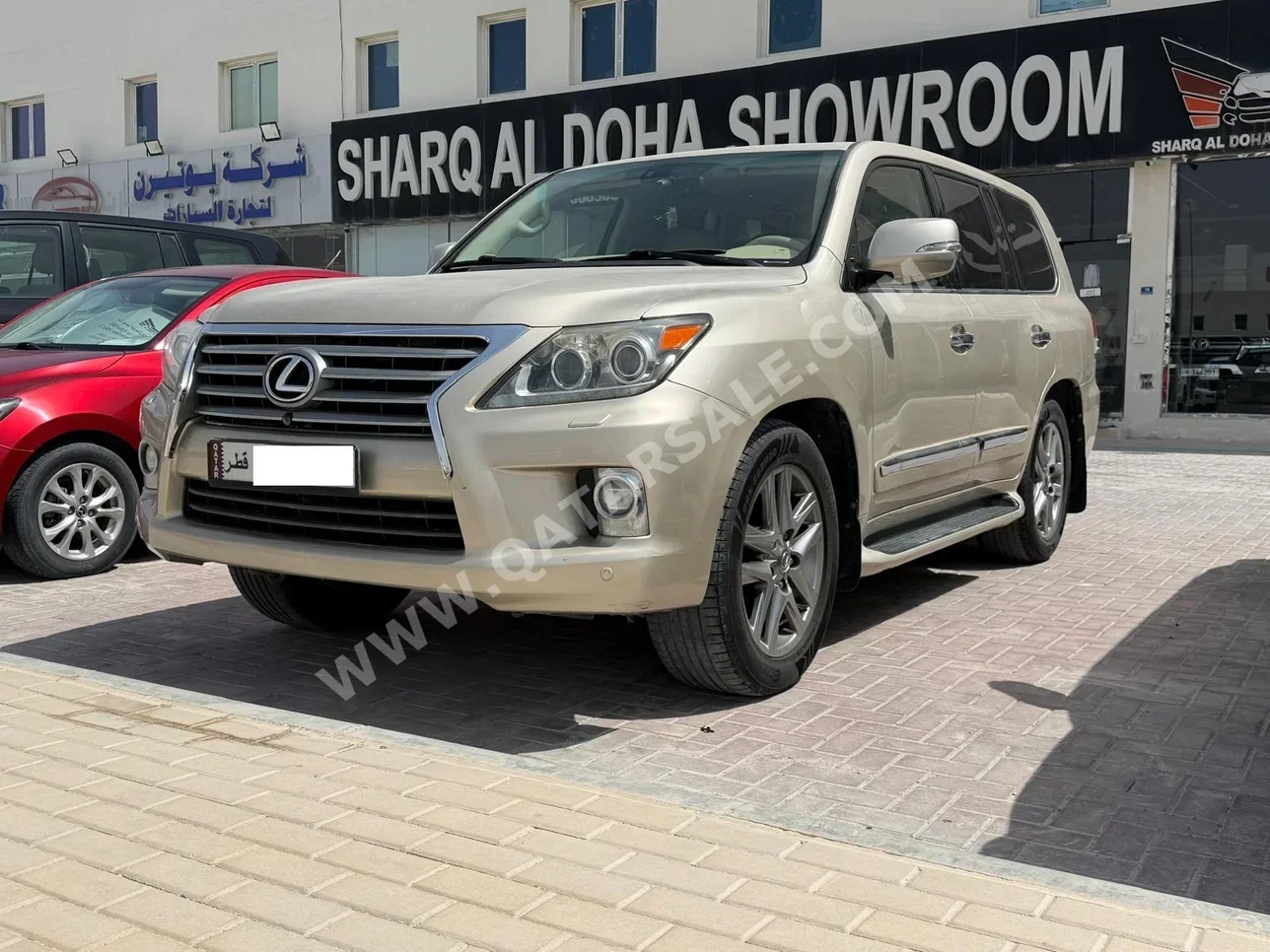 Lexus  LX  570  2014  Automatic  448,000 Km  8 Cylinder  Four Wheel Drive (4WD)  SUV  Gold