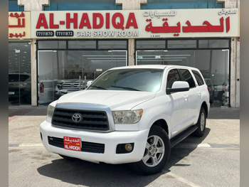 Toyota Sequoia SR5 2013 Automatic 318,000 Km 8 Cylinder Four Wheel Drive (4WD) SUV White