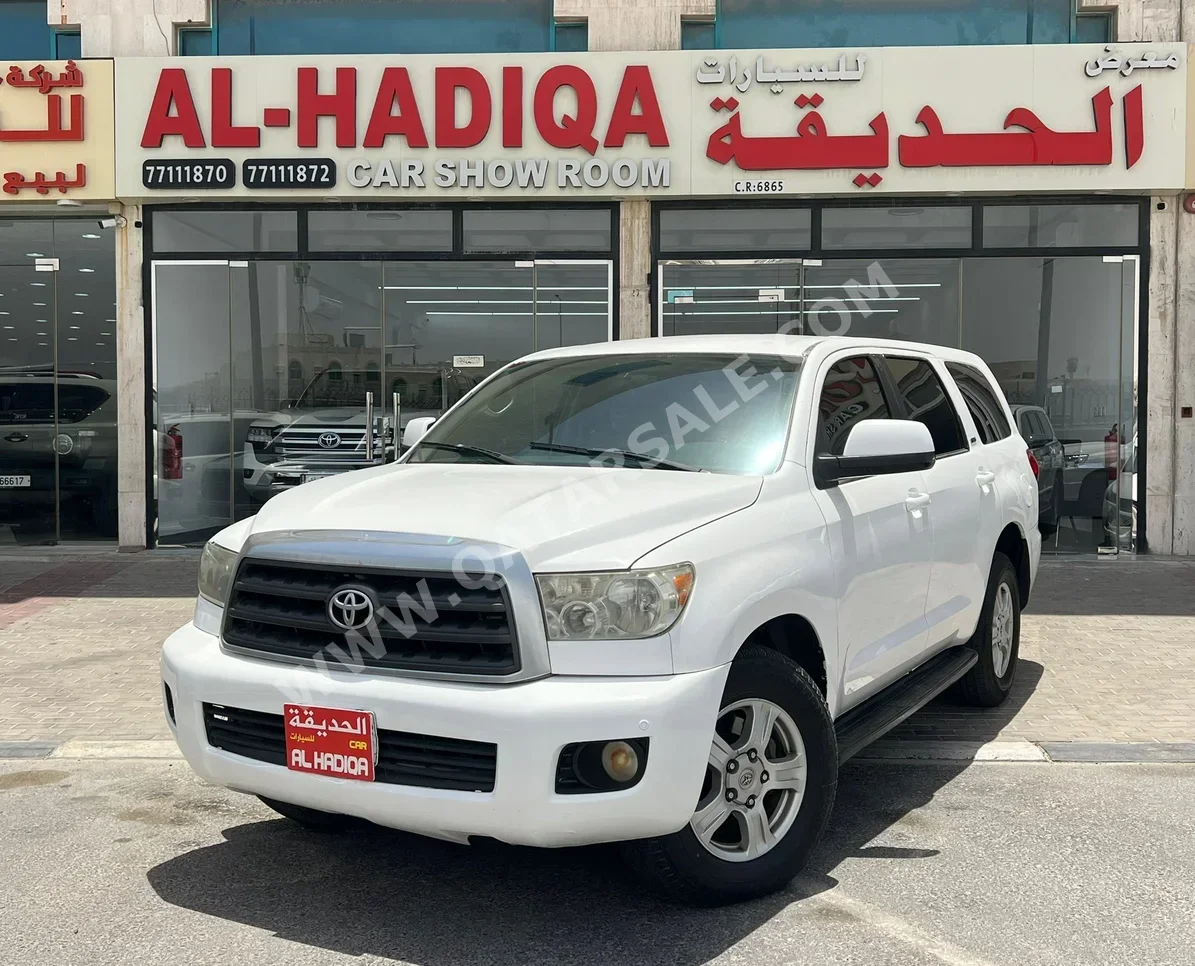 تويوتا  سكويا  اس ار 5  2013  اوتوماتيك  318,000 كم  8 سلندر  دفع رباعي  اس يو في  أبيض