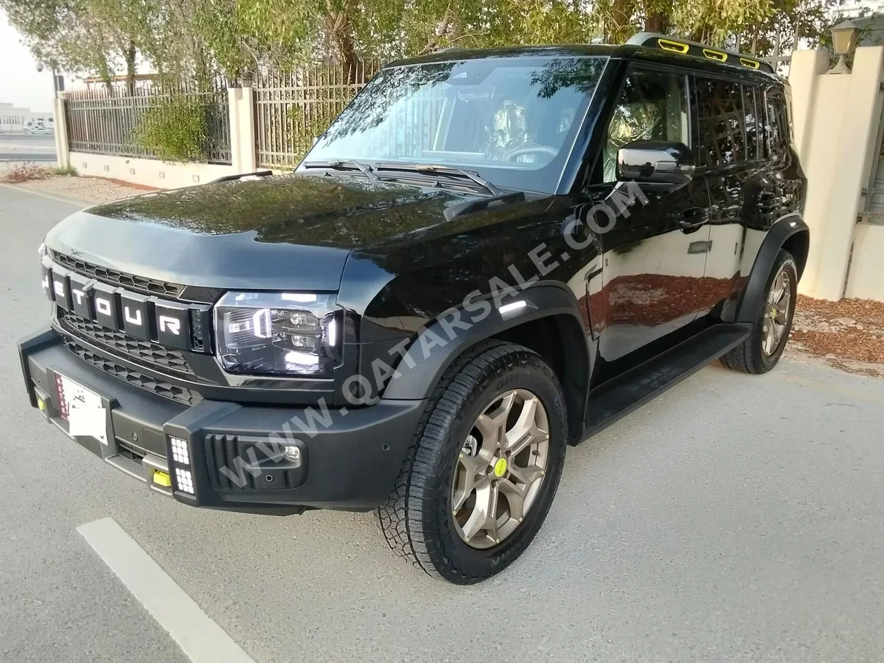 Jetour  T2  Luxury Plus  2024  Automatic  0 Km  4 Cylinder  Four Wheel Drive (4WD)  SUV  Black  With Warranty