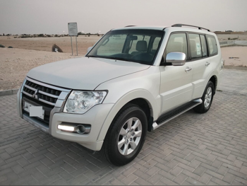 Mitsubishi  Pajero  GLS  2021  Automatic  61,000 Km  6 Cylinder  Four Wheel Drive (4WD)  SUV  White