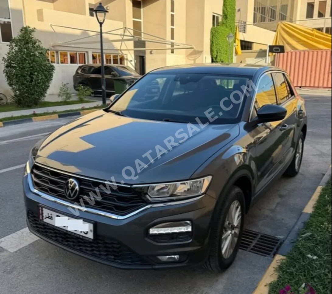 Volkswagen  T-Roc  2021  Automatic  37,000 Km  4 Cylinder  Four Wheel Drive (4WD)  SUV  Gray