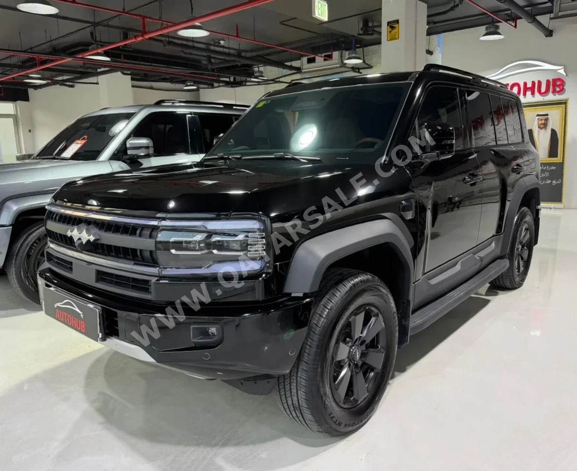 BYD Leopard 5 Long Range 2025 Automatic 6,000 Km 4 Cylinder All Wheel Drive (AWD) SUV Black With Warranty