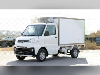 CMC Veryca 2025 Manual 0 Km 4 Cylinder Rear Wheel Drive (RWD) Fridge White