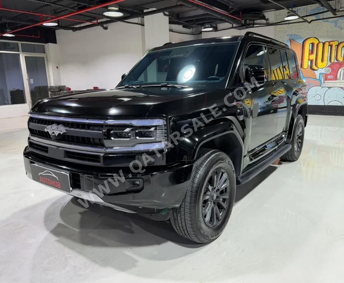 BYD  Leopard 5  Ultra 5  2025  Automatic  23,000 Km  4 Cylinder  All Wheel Drive (AWD)  SUV  Black  With Warranty