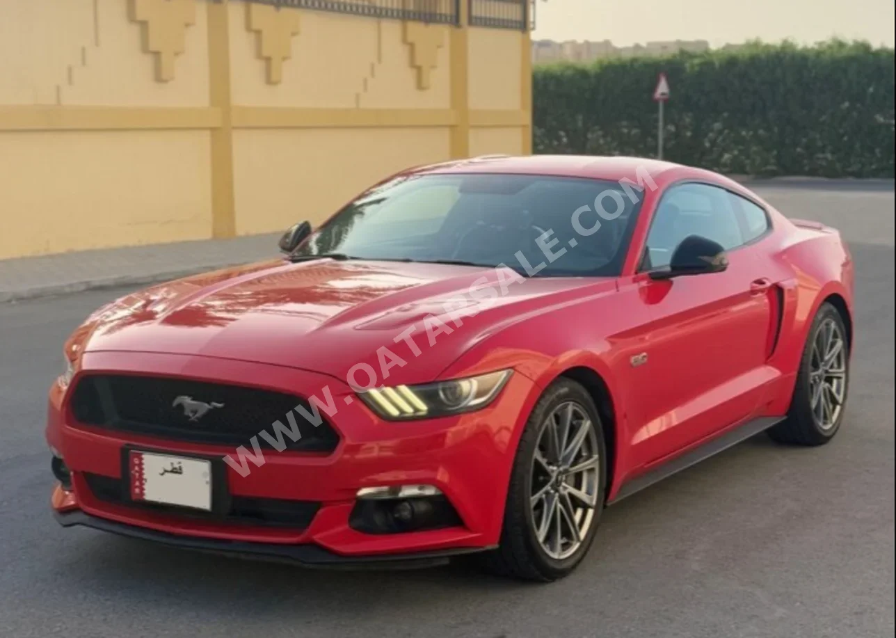 Ford Mustang GT 2016 Automatic 130,000 Km 8 Cylinder Rear Wheel Drive (RWD) Coupe / Sport Red
