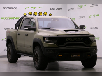 دودج  رام  1500  2021  اوتوماتيك  115,000 كم  8 سلندر  دفع رباعي  بيكب  أخضر