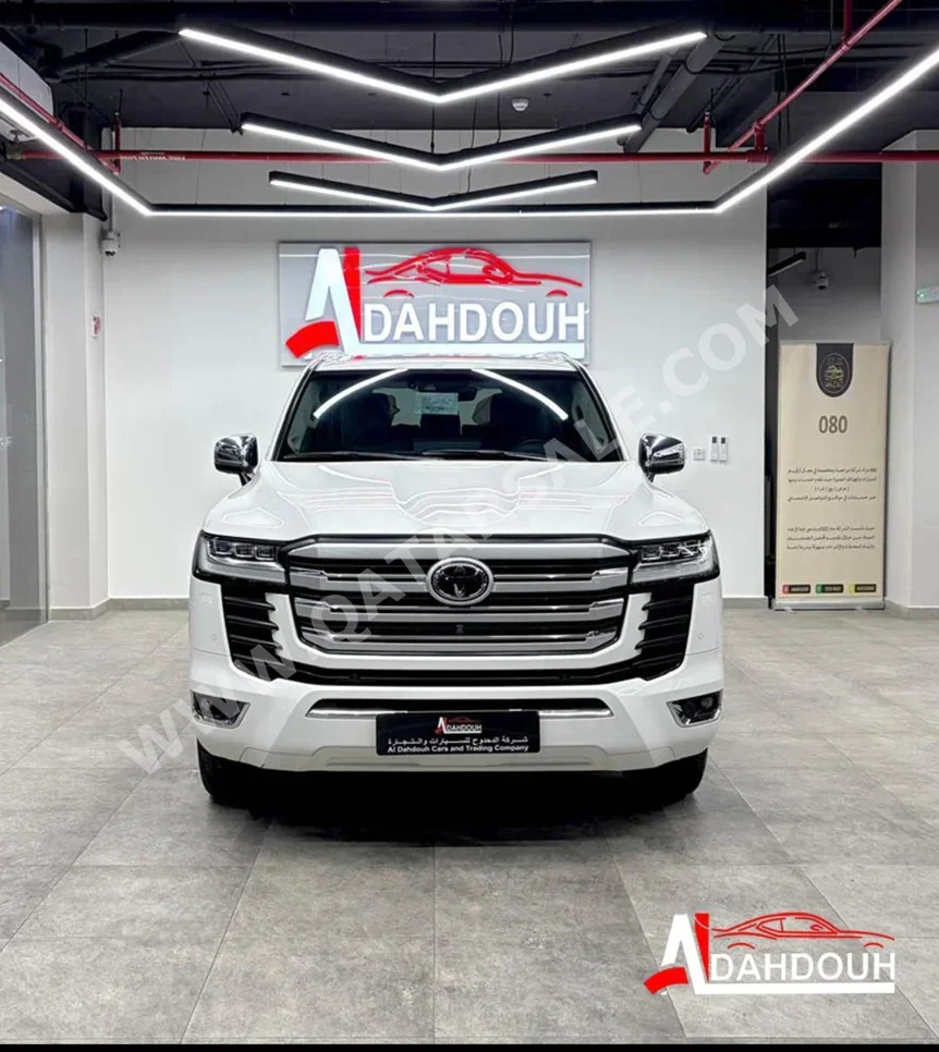 Toyota  Land Cruiser  VXR  2024  Automatic  20,000 Km  5 Cylinder  Four Wheel Drive (4WD)  SUV  White  With Warranty