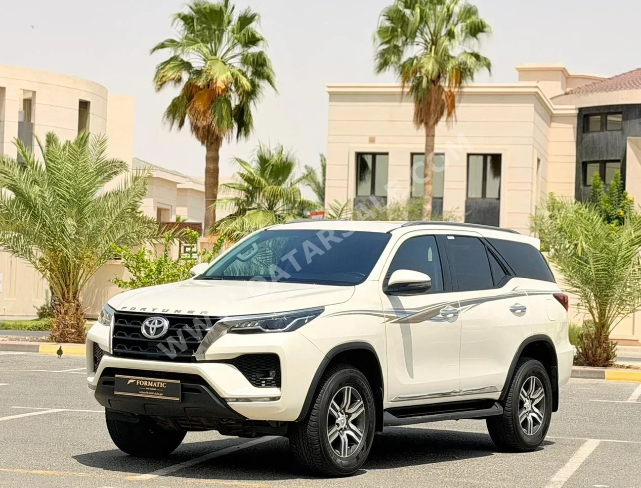 Toyota Fortuner SR5 2022 Automatic 118,000 Km 6 Cylinder Four Wheel Drive (4WD) SUV White