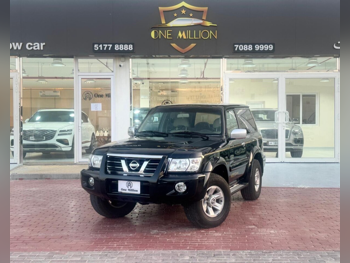 نيسان  باترول  سفاري  1999  عادي  445,000 كم  6 سلندر  دفع رباعي  اس يو في  أسود