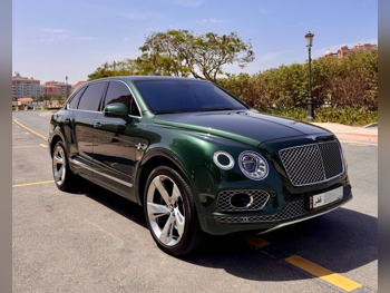 Bentley Bentayga First Edition 2017 Automatic 44,500 Km 12 Cylinder Four Wheel Drive (4WD) SUV Green