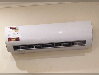 Air Conditioners GREE  Remote Included  Warranty  With Delivery  With Installation