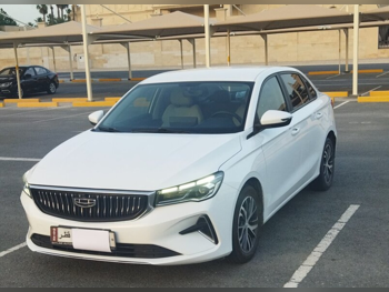 Geely  Emgrand  2024  Automatic  62,000 Km  4 Cylinder  Front Wheel Drive (FWD)  Sedan  White