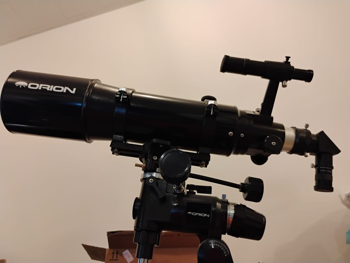Binoculars & Scopes