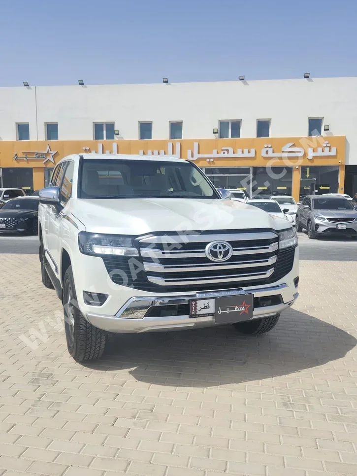Toyota Land Cruiser GXR Twin Turbo 2022 Automatic 171,000 Km 6 Cylinder Four Wheel Drive (4WD) SUV White