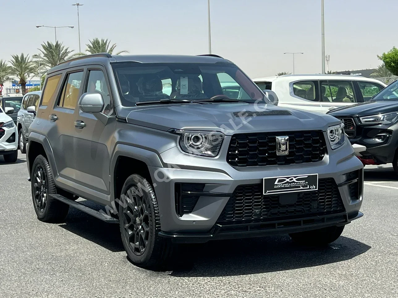 جي دبليو ام تانك 700 2026 اوتوماتيك 3,000 كم 6 سلندر دفع رباعي اس يو في رمادي تحت الضمان