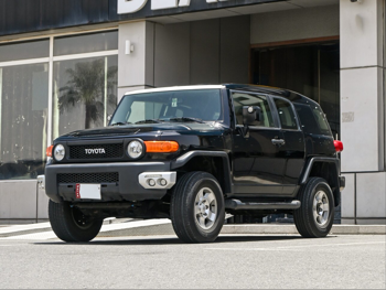 Toyota  FJ Cruiser  2014  Automatic  347,000 Km  6 Cylinder  Four Wheel Drive (4WD)  SUV  Black