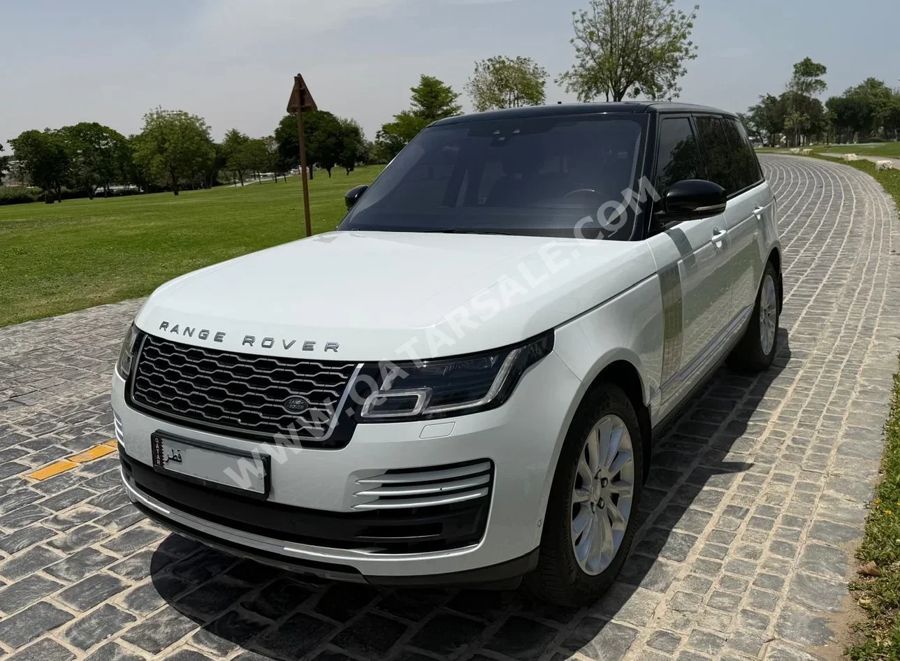 Land Rover  Range Rover  Vogue  2018  Automatic  131,500 Km  6 Cylinder  Four Wheel Drive (4WD)  SUV  White