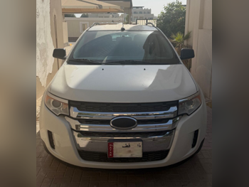 Ford  Edge  2013  Automatic  111,000 Km  6 Cylinder  All Wheel Drive (AWD)  SUV  White
