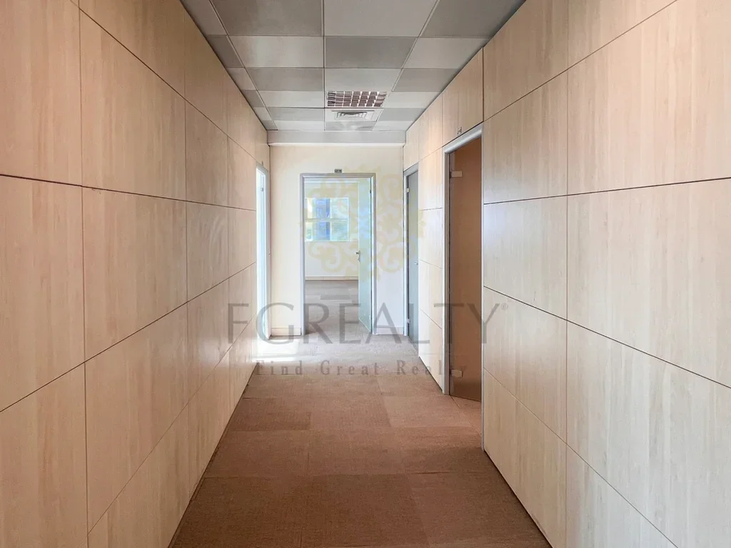 Commercial Offices - Not Furnished  - Doha  - Al Dafna