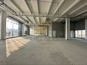 Commercial Shops - Not Furnished For Rent - Doha - Umm Lekhba