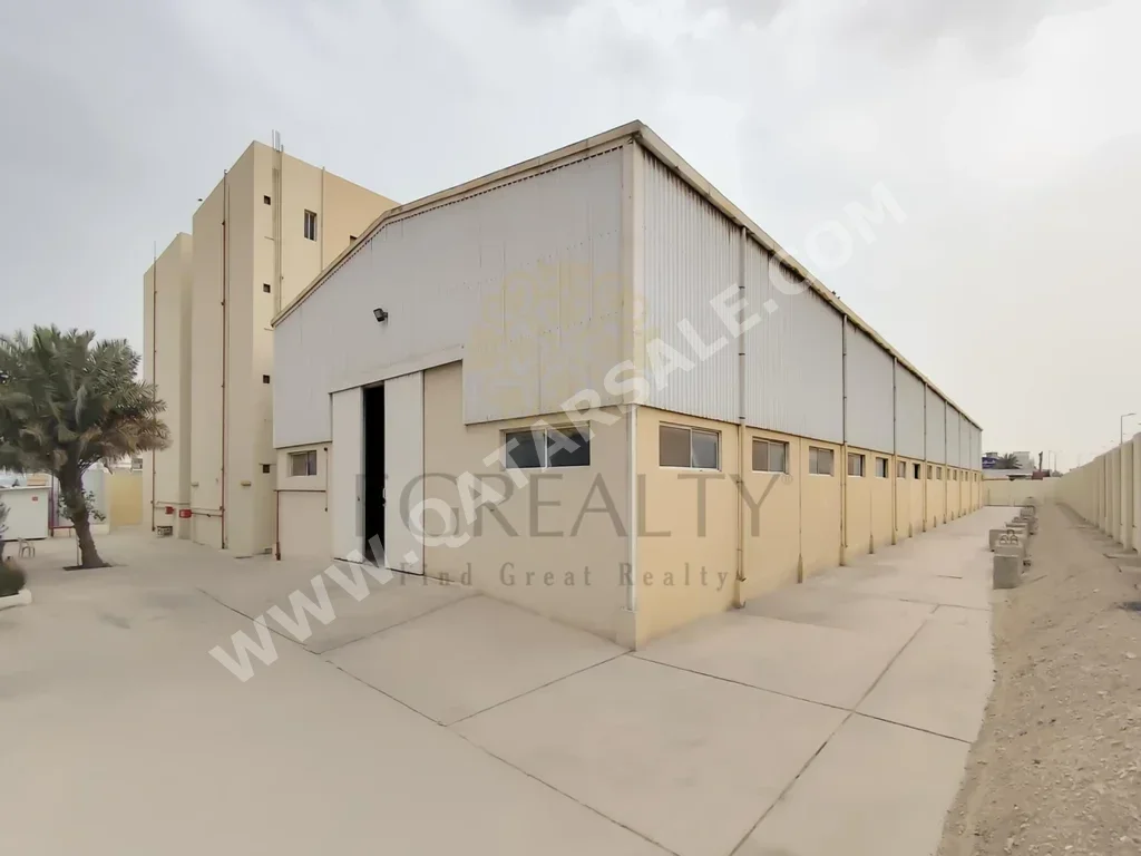Warehouses & Stores - Al Rayyan  - Industrial Area  -Area Size: 6000 Square Meter