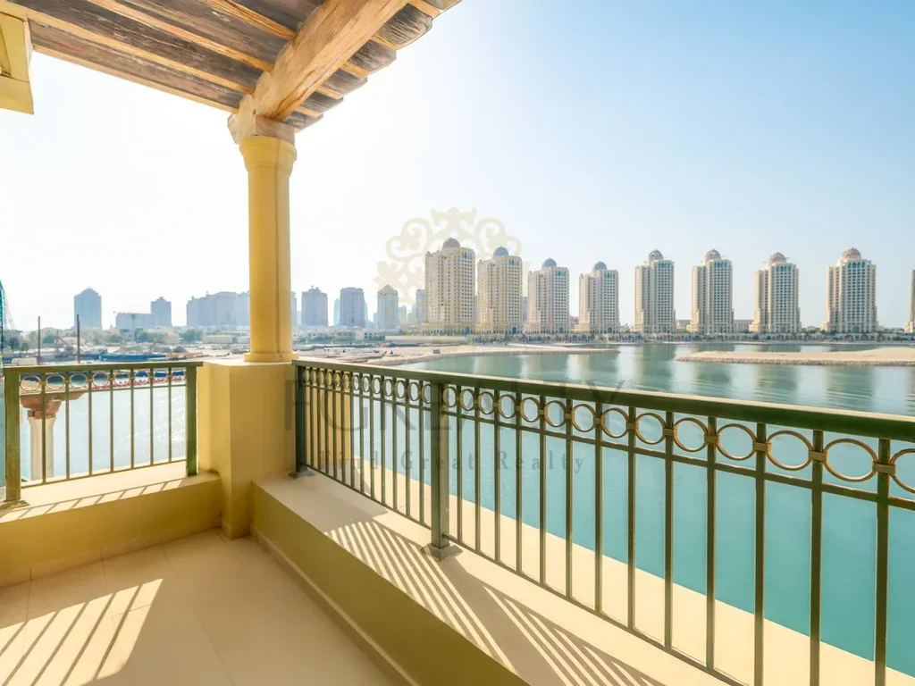 Townhouse - Fully Furnished - Doha - The Pearl - 1 Bedrooms