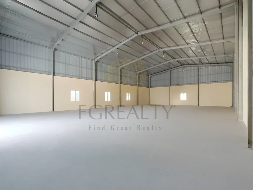 Warehouses & Stores - Al Wakrah - Abu Sulba -Area Size: 1000 Square Meter