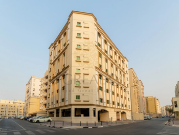 مباني ,ابراج ومجمعات - تجارية  - الدوحة  للبيع  - أم غويلينة
