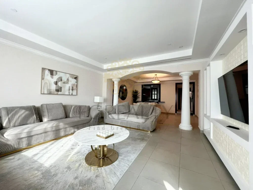 Townhouse - Fully Furnished - Doha - The Pearl - 2 Bedrooms