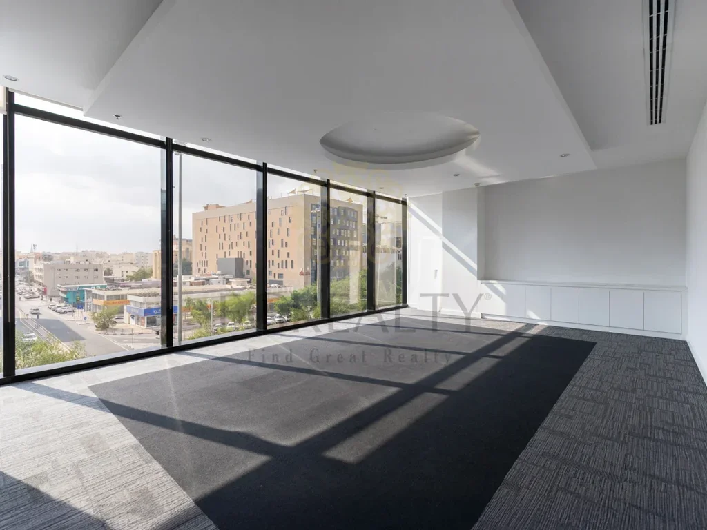 Commercial Offices - Not Furnished  - Doha  - Umm Ghuwailina