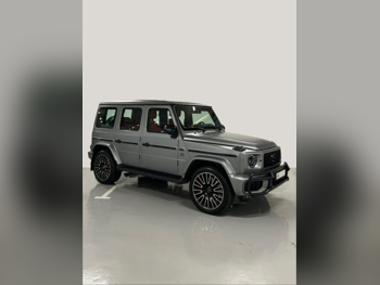 Mercedes-Benz  G-Class  63 AMG  2025  Automatic  10,000 Km  8 Cylinder  Four Wheel Drive (4WD)  SUV  Gray Matte  With Warranty