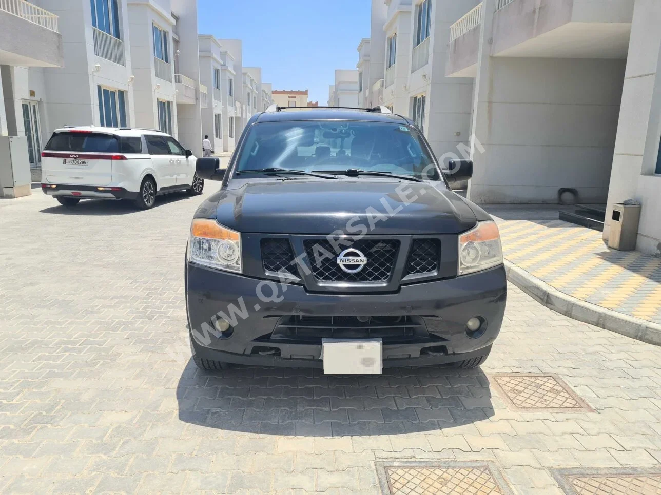 Nissan Armada SE 2013 Automatic 240,076 Km 8 Cylinder Four Wheel Drive (4WD) SUV Black