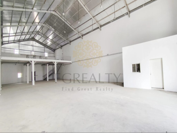 Warehouses & Stores - Al Wakrah - Abu Sulba -Area Size: 4500 Square Meter